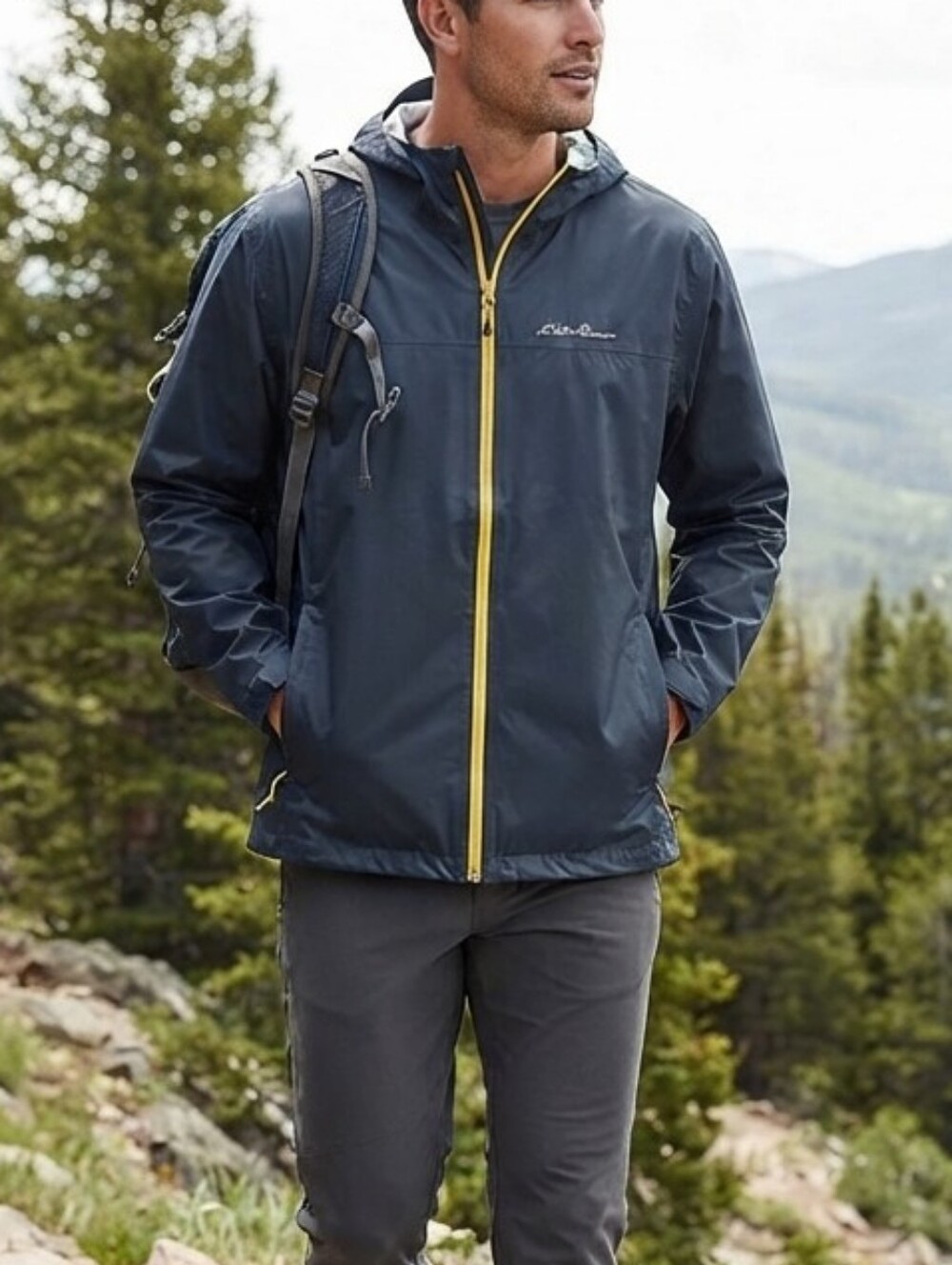 Eddie Bauer Hooded Rain Jacket Men's XL Lightweight Windbreaker